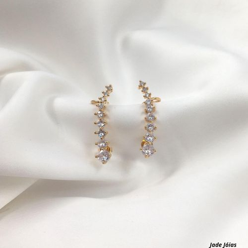 Brinco Ear Cuff Composto Por Zircônias, Folheado Em Ouro 18K