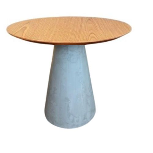 Mesa De Apoio Cone Cimento Queimado - Tampo Freijó 70 Cm Altura 60 Cm Cinza Claro