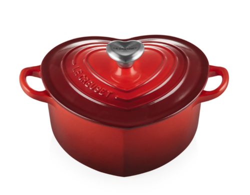 PANELA LE CREUSET CORAÇÃO TRADITION COM PEGADOR CORAÇÃO VERMELHO EM FERRO FUNDIDO 20CM  21401200602455