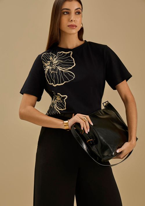 Camiseta Maria.Valentina Solta Decote Careca Manga Curta Padrão Preto