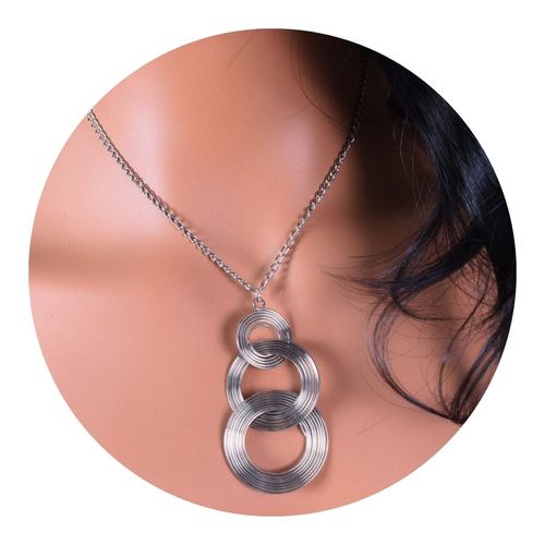 Colar Feminino Círculos Moderno Luxo Mulheres Festas