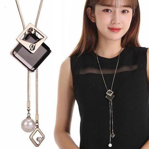 Colar Feminino Longo Com Pingente De Diamante E Cristal